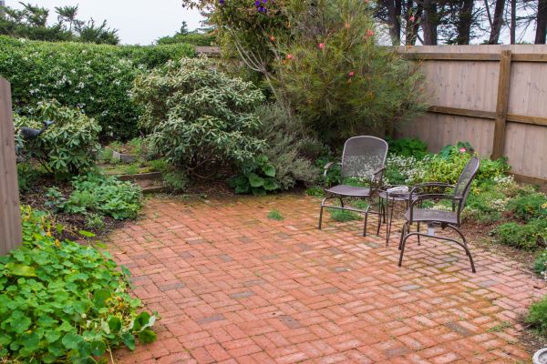 Brick Patio Repair in Crestview